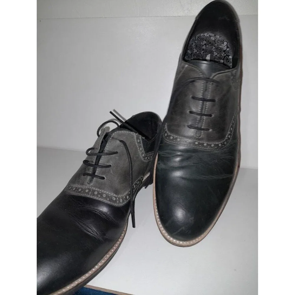 Red Tape size 9.5 Oxford Derby Dress Shoes